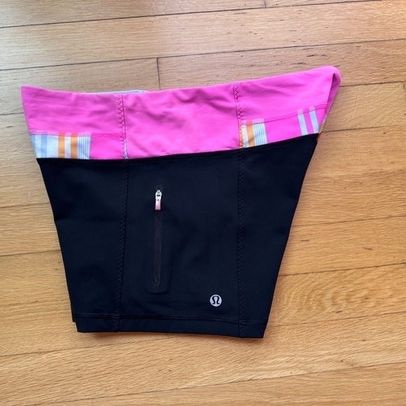 Lululemon Run: Fast Track Short Black / Groovy Women's Size 8 - 10? - Picture 6 of 11